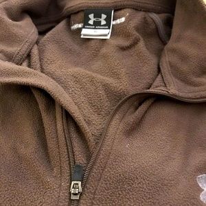 EUC. Men’s Under Armour Half Zip. Size XL. Brown. Pristine condition